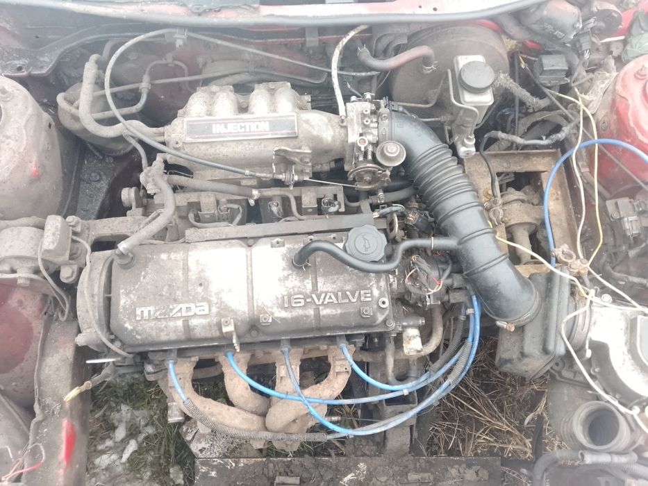Продам двигатель Мазда 1.8
