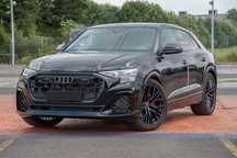 Audi Q8 quattro 55 TFSI S-line рестайлинг под заказ из Германии