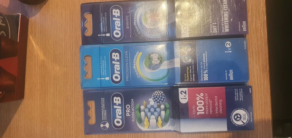 Rezerve periuță electrică Oral B set două bucăți