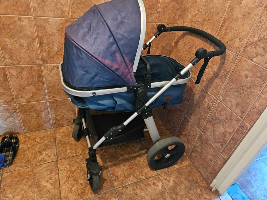 Vand Carucior 3 in 1