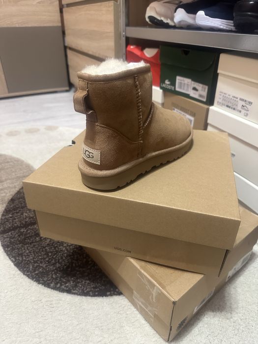 Ghete Imblanite UGG Leather 36,38,39,40