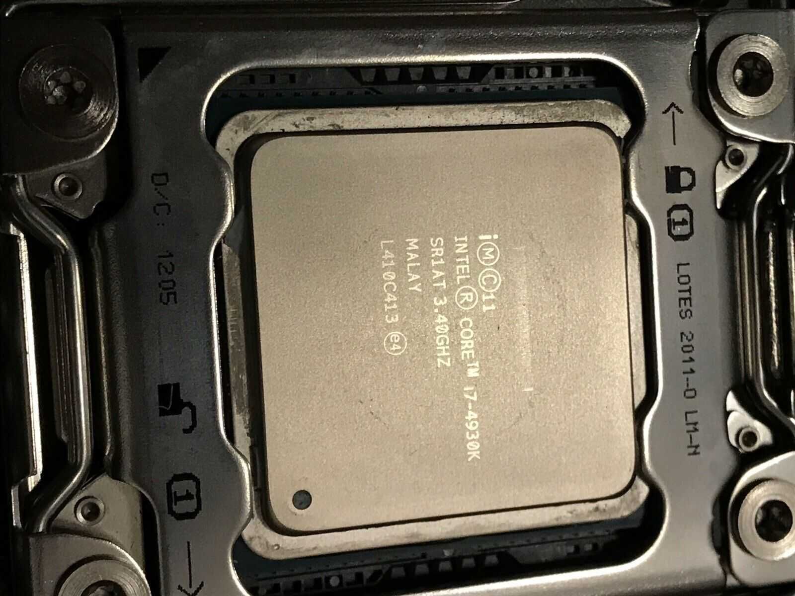 ASUS RAMPAGE IV Extreme LGA2011 + Intel Core i7-4930K + 32GB DDR3