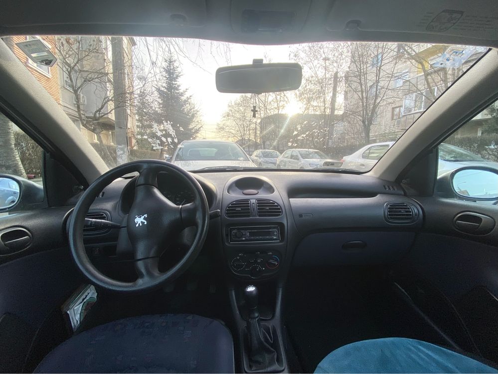 Peugeot 206 1.1i