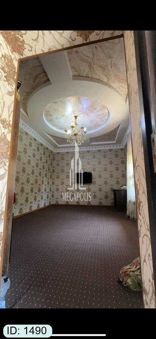 TEZDA SOTILADI №1490 Moxi xossa avtosalon orqasi uchastka