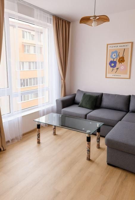 Тристаен апартамент в района на Възраждане!