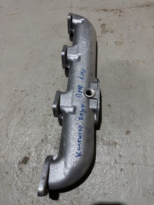 Коллектор впускной правый ЯМЗ-238 новый