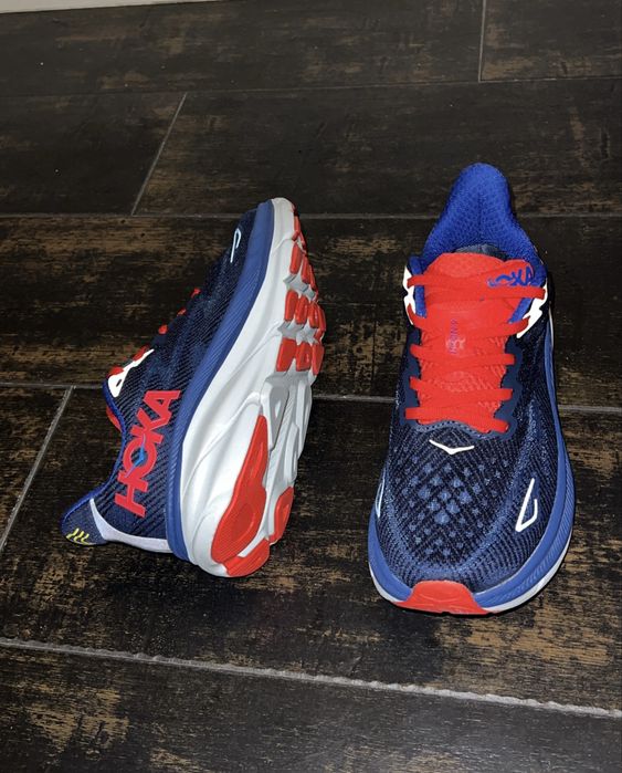 Adidași Sport de Alergare HOKA Clifton Culoare Navy/Roșu Mărimea 40-41