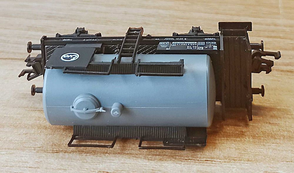 Вагон на Fleischmann 8405 - N - DC - DB - втора ръка /добро състояние/