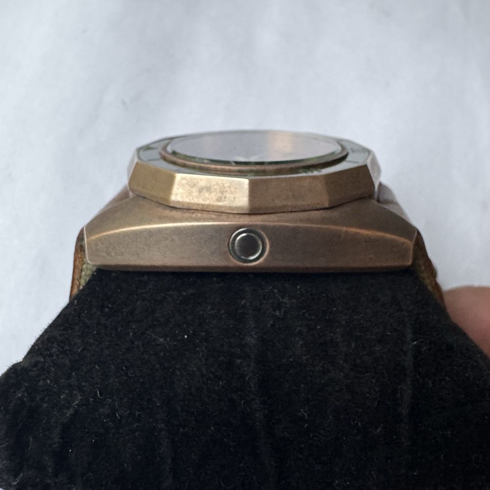 Nethuns Lava Bronze