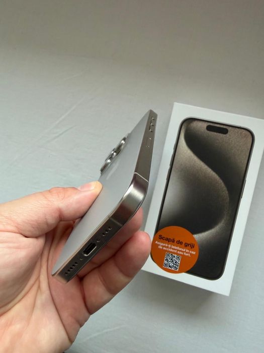 Vand iPhone 15 Pro Natural  Titanium
