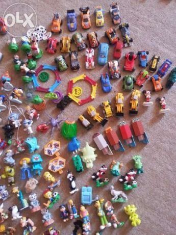 Играчки от шоколадови яйца