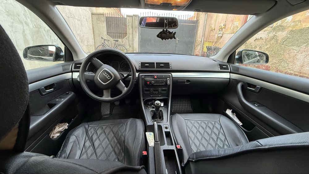 Vand AUDI A4 B7 1.6l, 2004