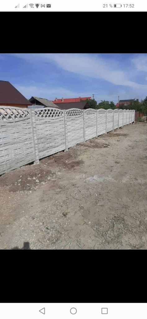 Gard din placi beton armat și vibrat spalier cișmea capace gard pitici