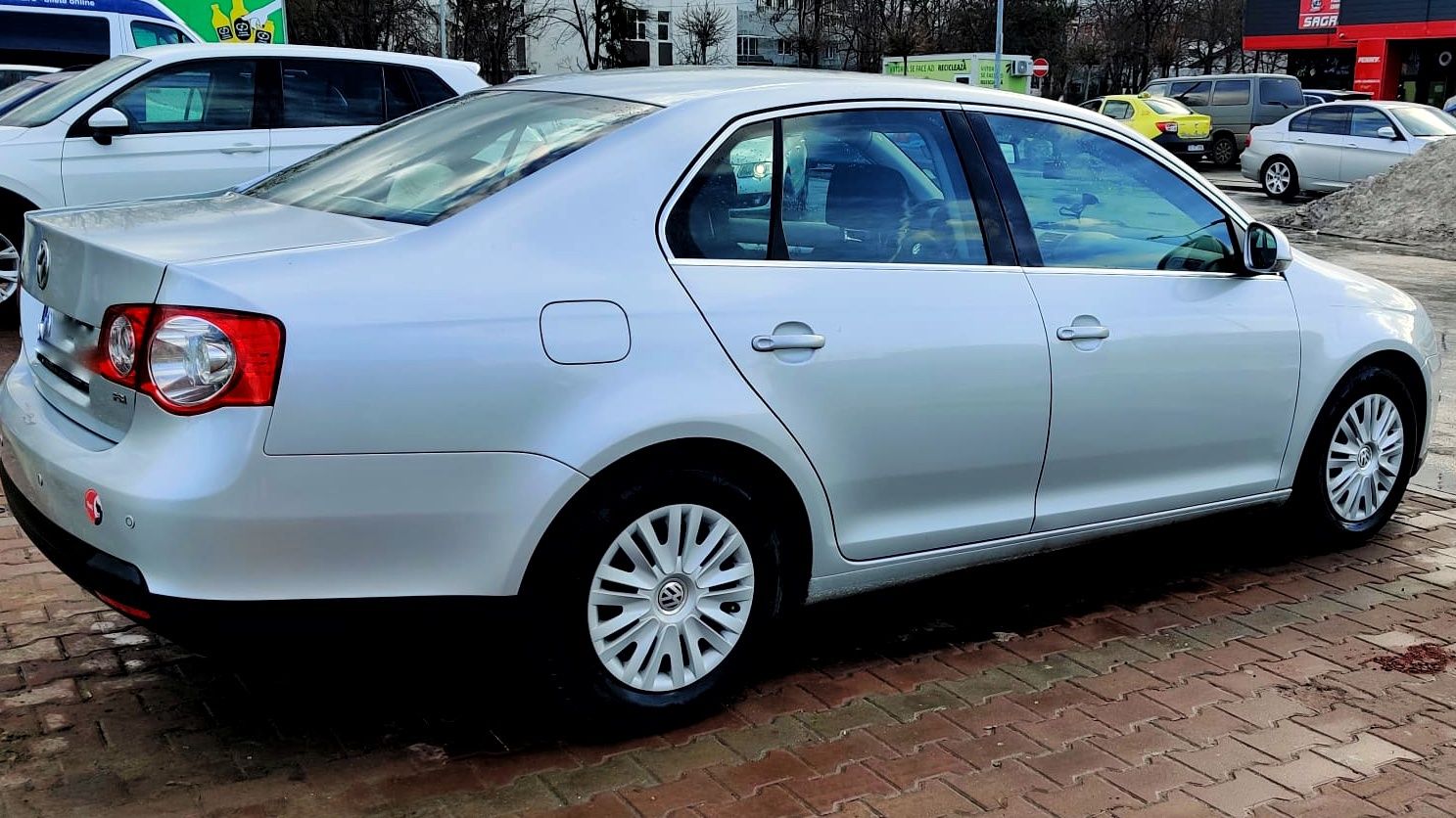 Volskwagen Jetta 1.6 benzină