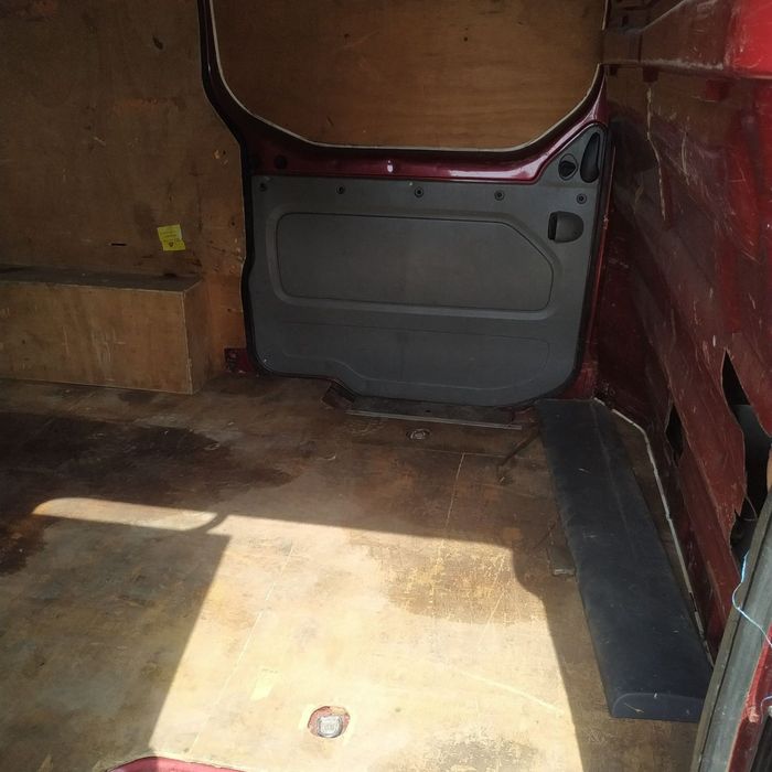 Dezmembrari  Opel VIVARO A  2001  > 0000 2.0 CDTI Motorina