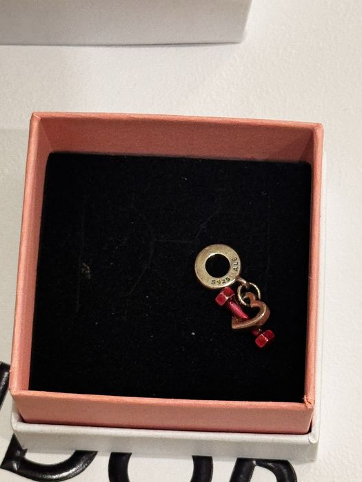 Pandora талисман Пандора