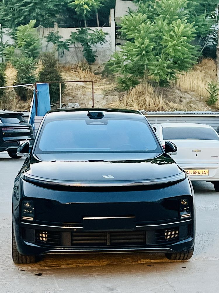 lixiang L9 hybirit ultra srochna