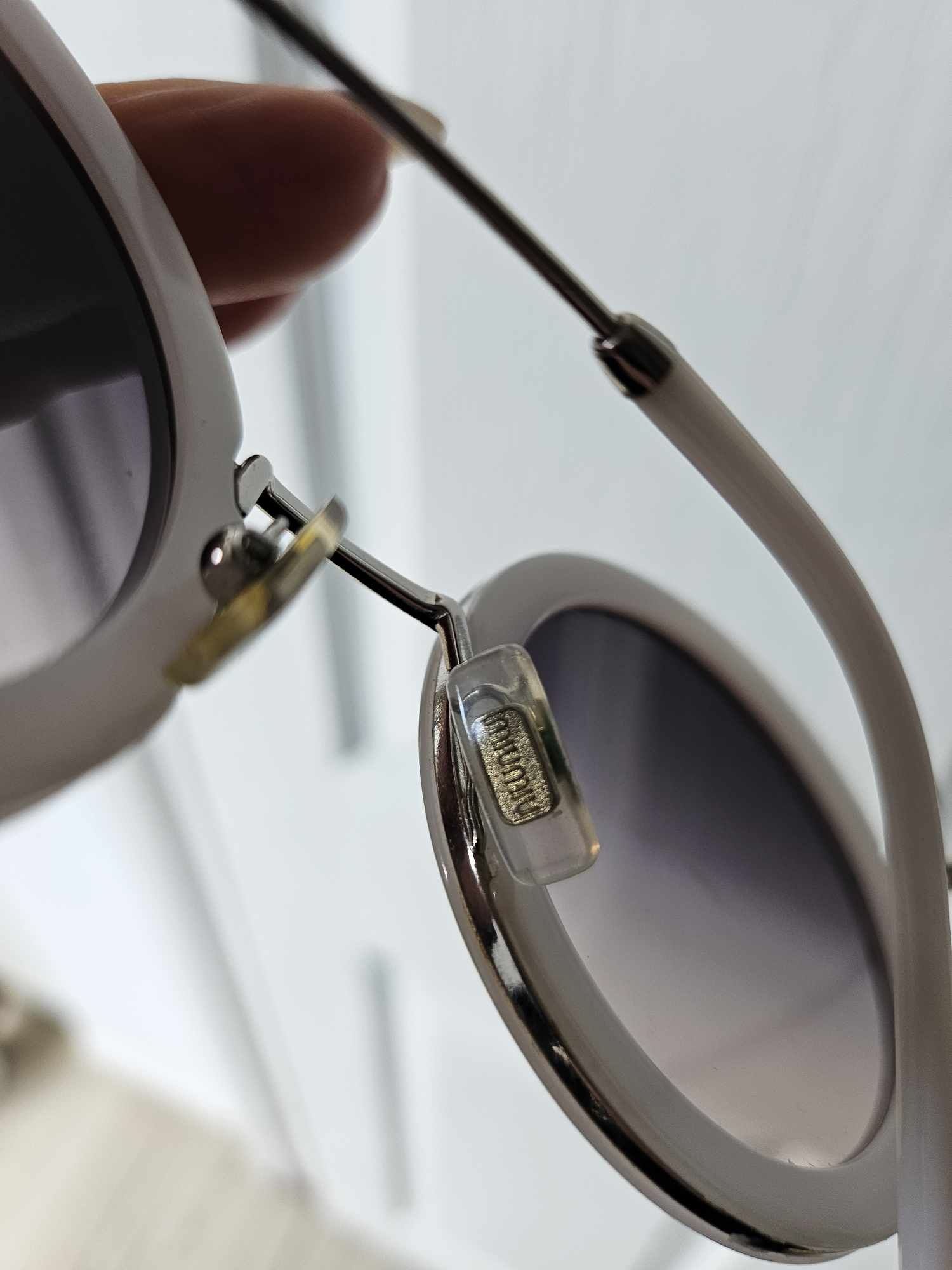 Слънчеви очила miu miu оригинални