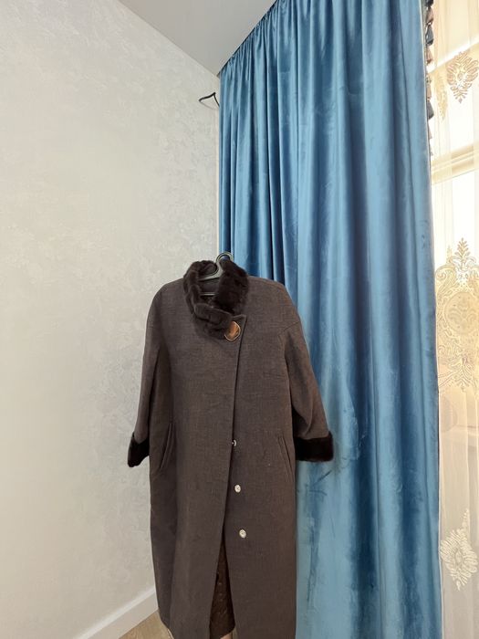 Бу пальто сатылады!