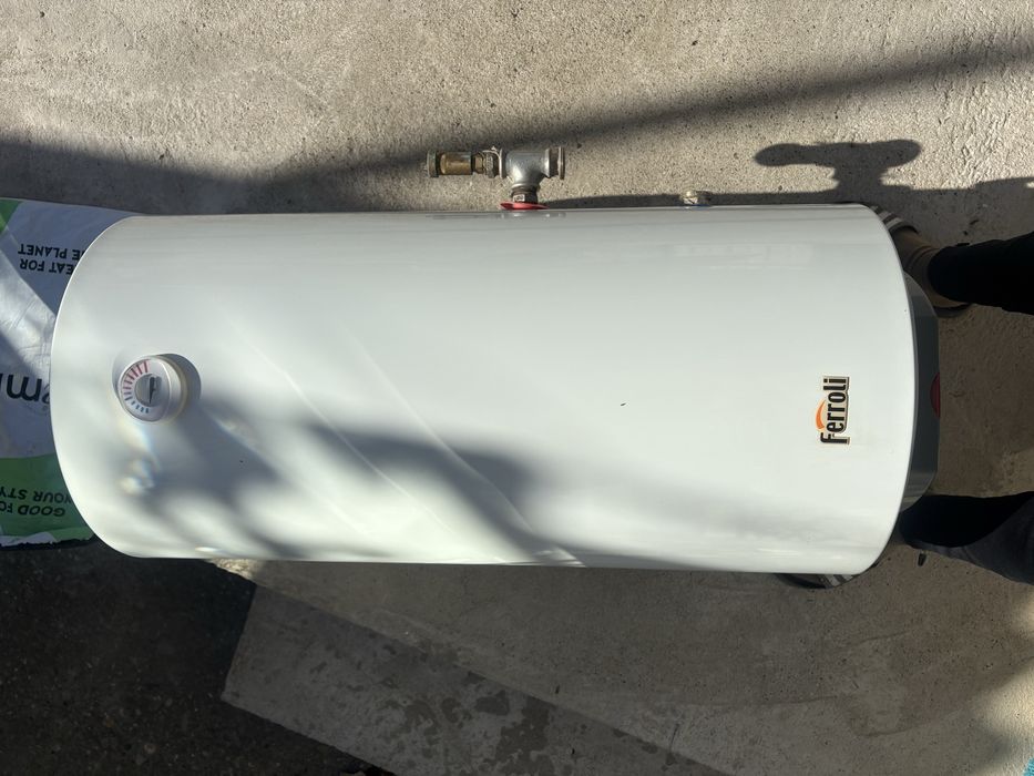Boiler electric Ferroli, 100 l