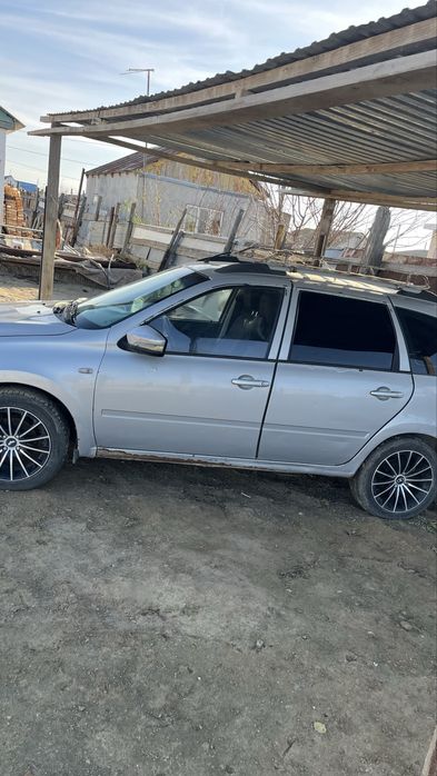 Лада Калина машина, с тех паспортом, 2014 года. Растоможена,