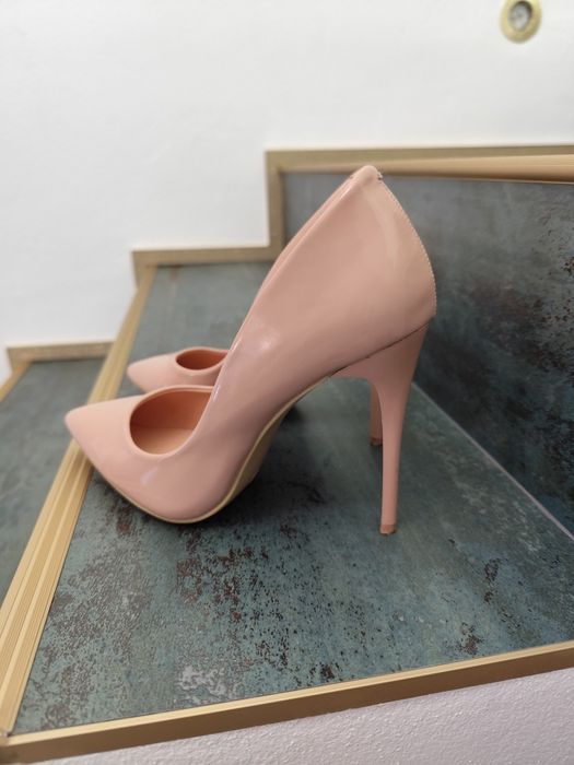 Pantofi stiletto 37