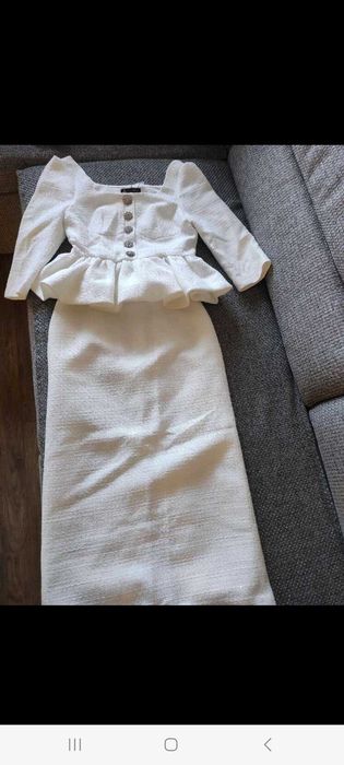 Комплект от две части