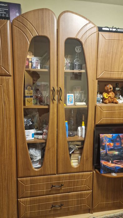 Vand mobila sufragerie