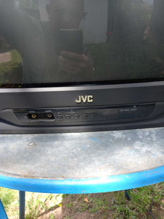 Телевизор JVC - работещ,японско производство.