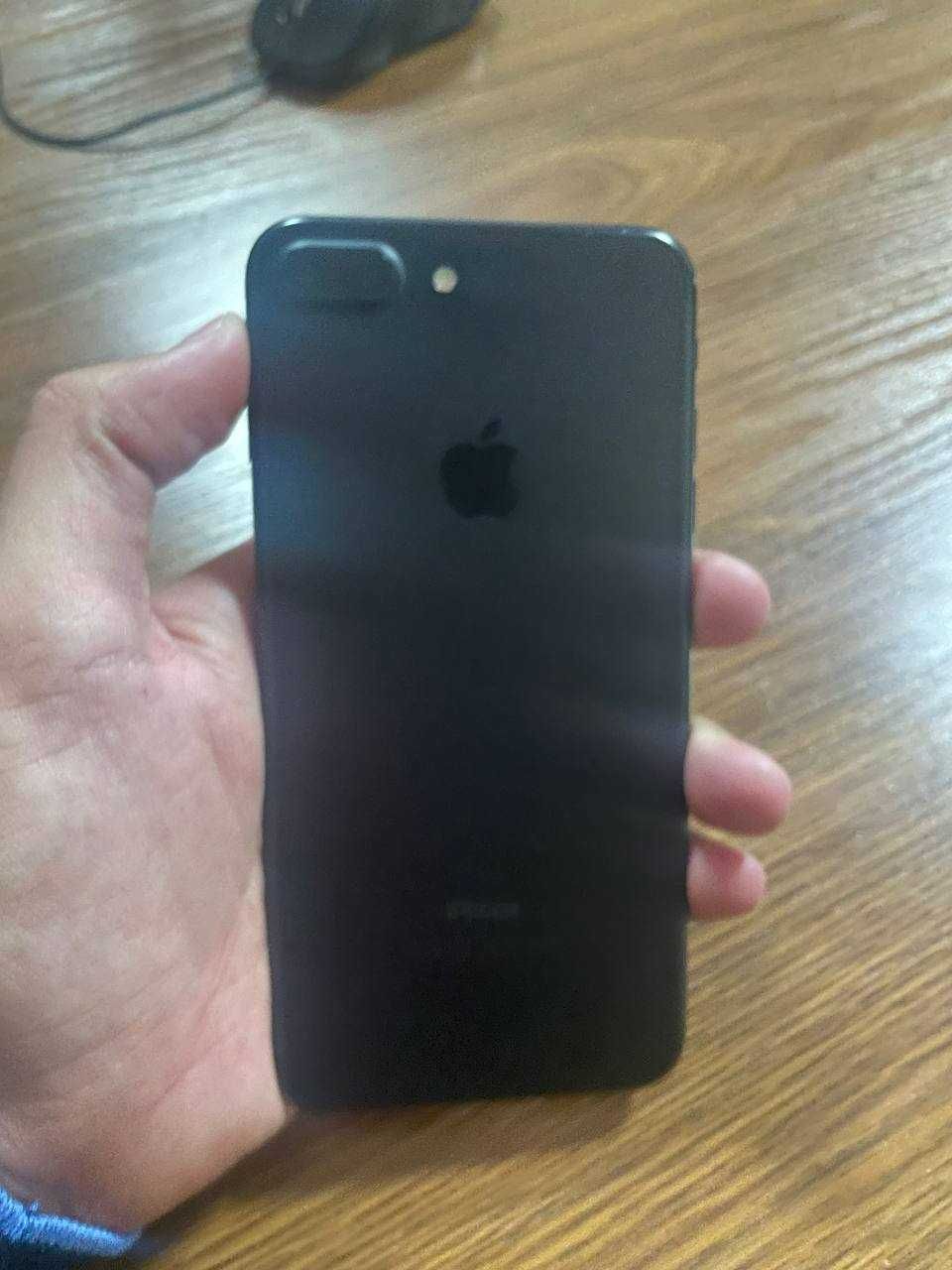 Iphone 7+ LL/A 256 batareka 85% rodnoy