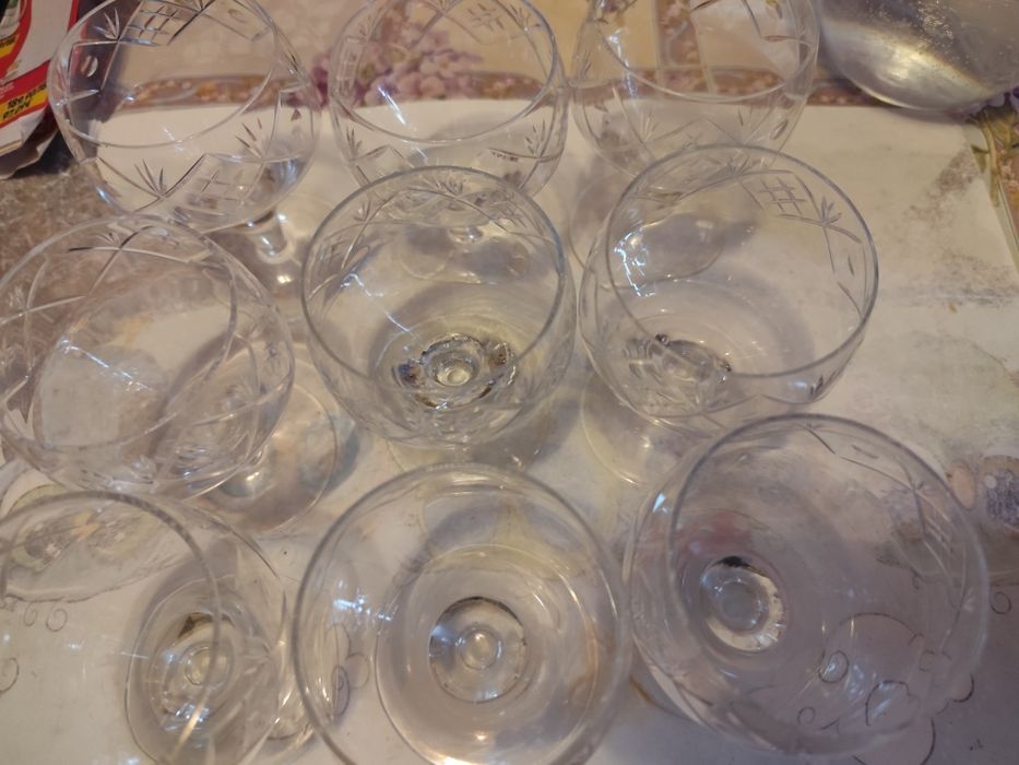 Кристални чаши за вино