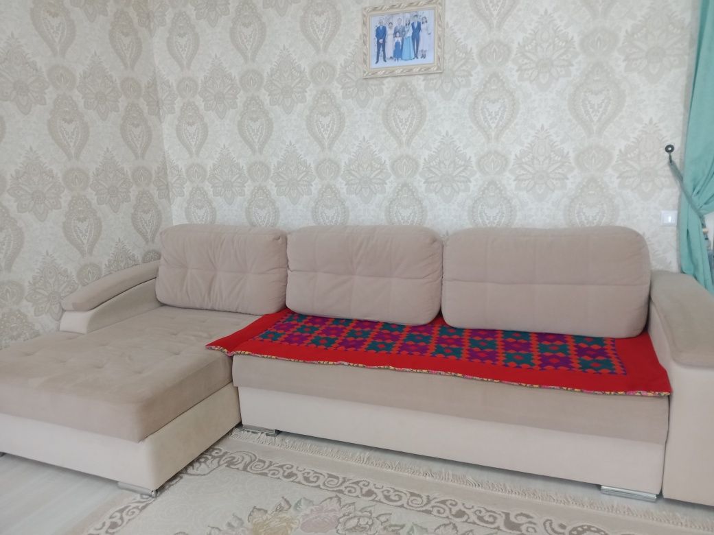 Продам отличный диван