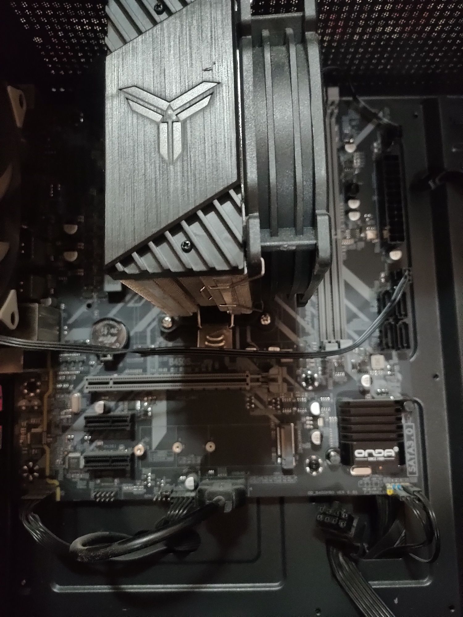 B450+Ryzen5 2600x цена за комплект!Состояние отличное!
