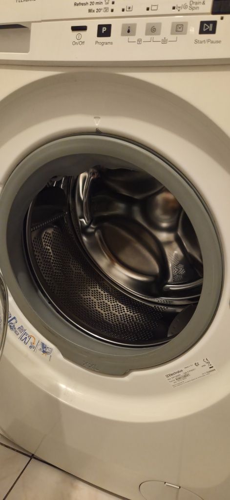 Пералня Electrolux EWF1284BW