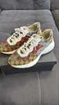 Tenesi Gucci Rython