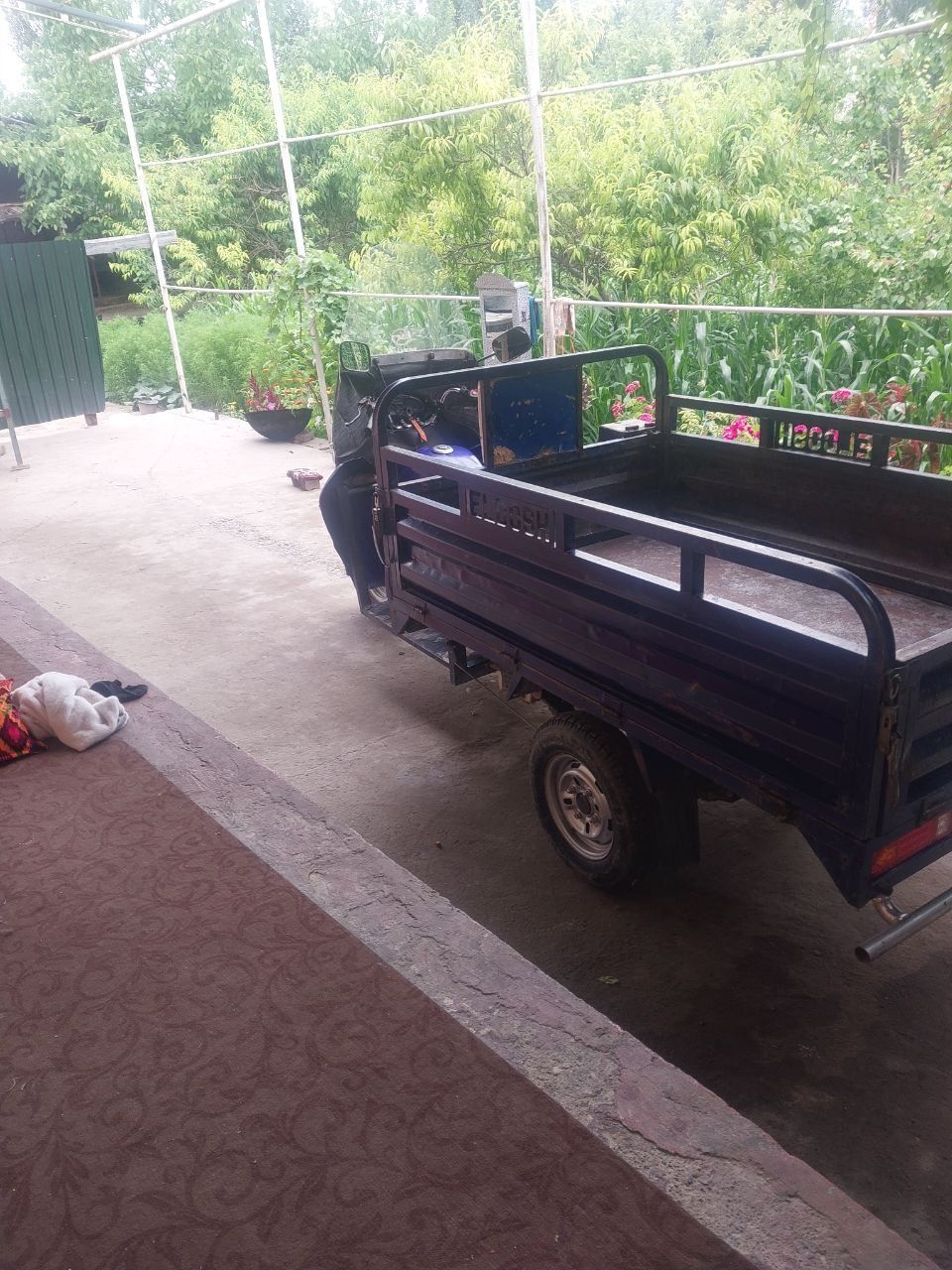 Eldosh mototsikl. 16 ga naxtga soraganlar tel qisin