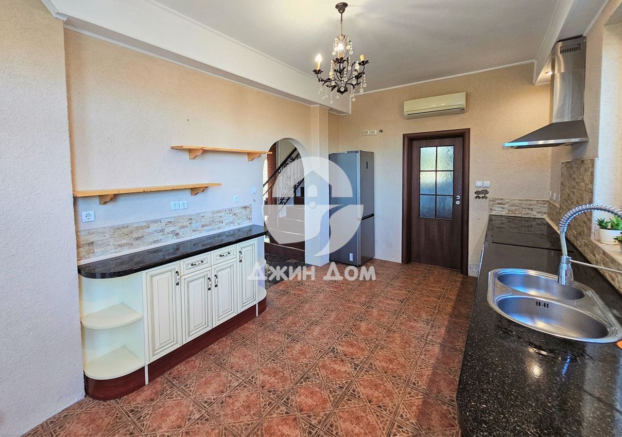 Продава се Къща в Каблешково - 250 кв.м за 996 €/кв.м - Снимка #8