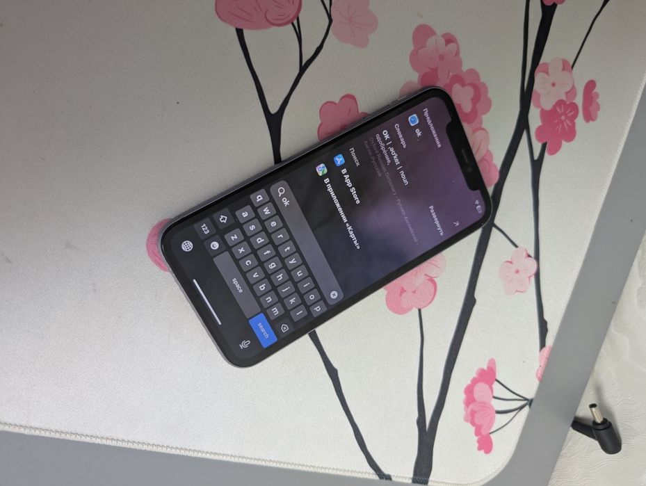 Продам айфон  11