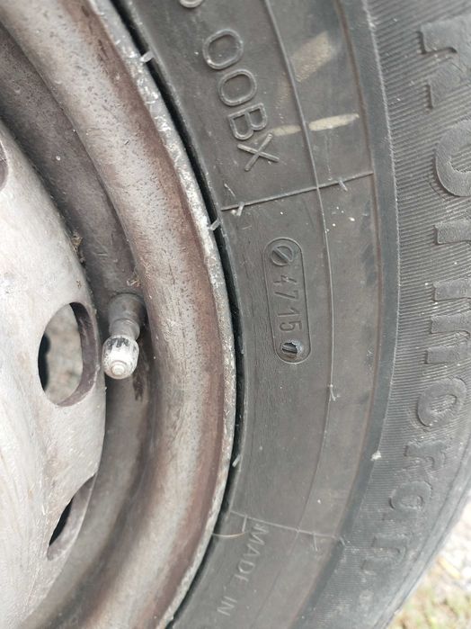 Четери джанти с гуми зимни за Спринтер 15ц