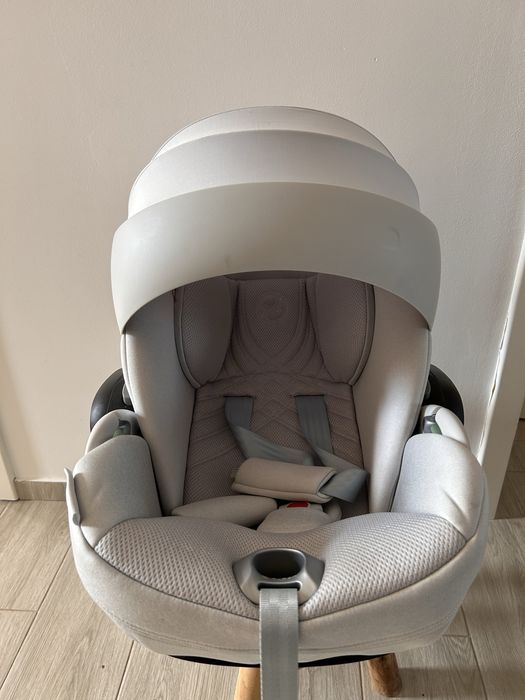De vanzare Cybex Cloud T i-Size Plus/Platinum White-light grey