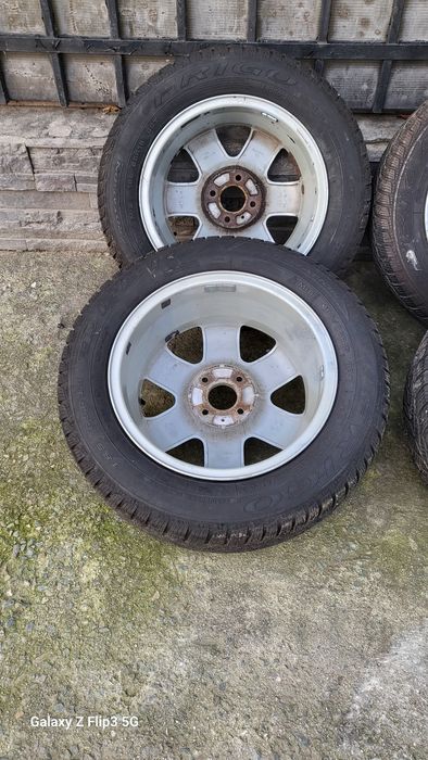 Vând jante aluminiu