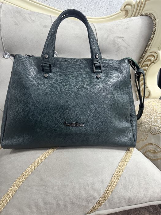 Натуральная кожа фирма Tony Belluccii