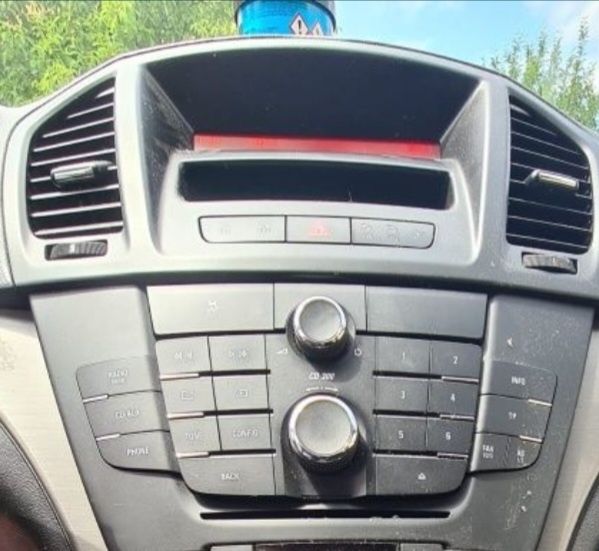 Radio cd opel insignia complet ca nou
