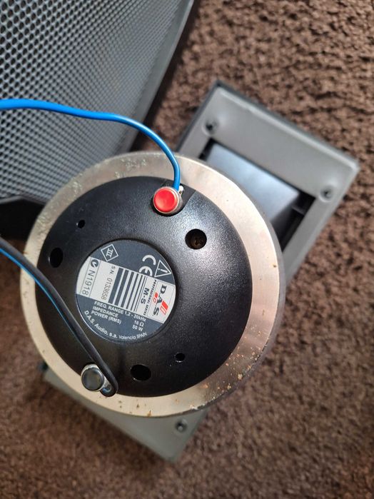 Set 2 boxe audio profesionale pasive DAS DS-15 cu 2 căi, 2x400w, 8ohm