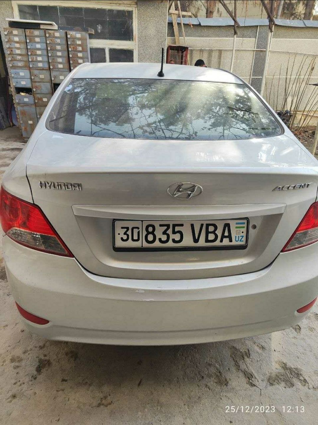Hyundai accent булиб тулашга 5 йилга