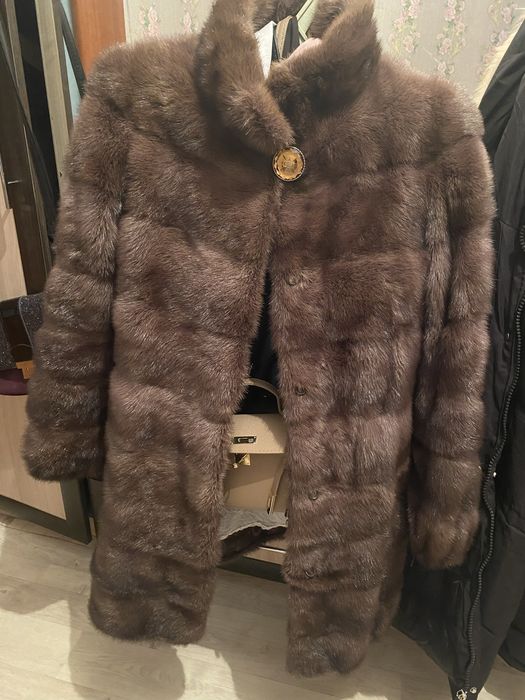 Продам шубу норковую