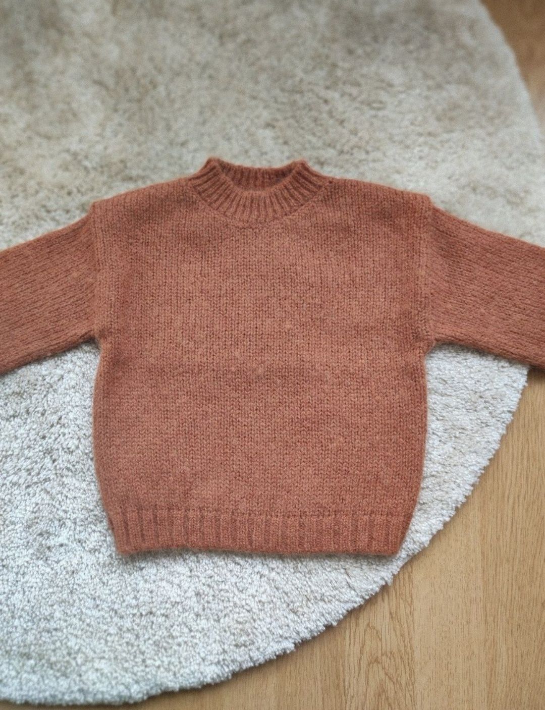 Zara топъл пуловер за момичета, размер до 98 см.