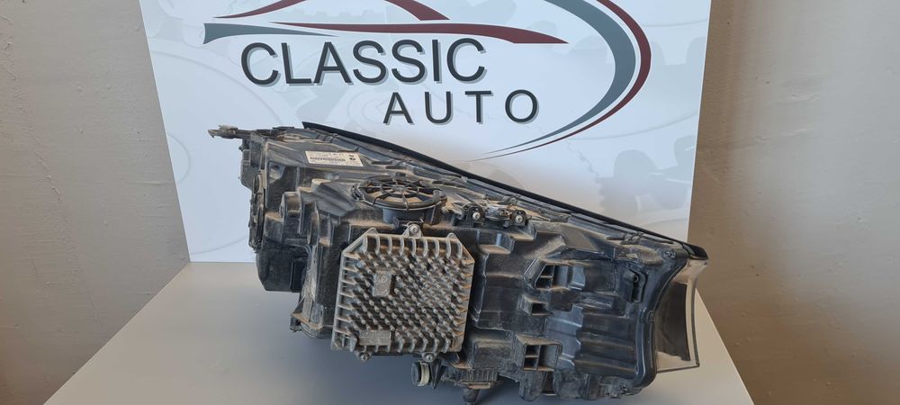 Ляв фар Bmw G11 7series Laser