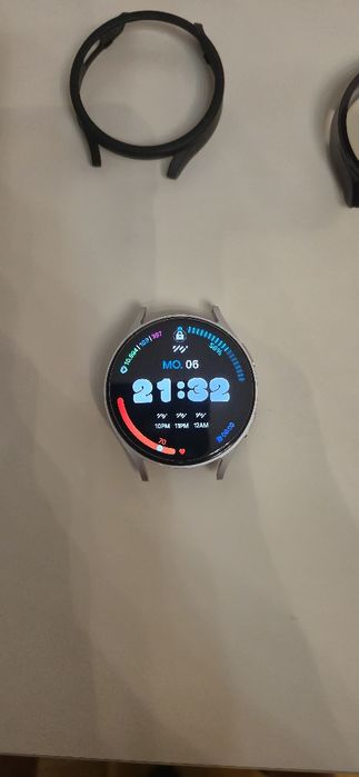 Samsung Galaxy Watch 7 – отлично състояние, с аксесоари и гаранция

Пр
