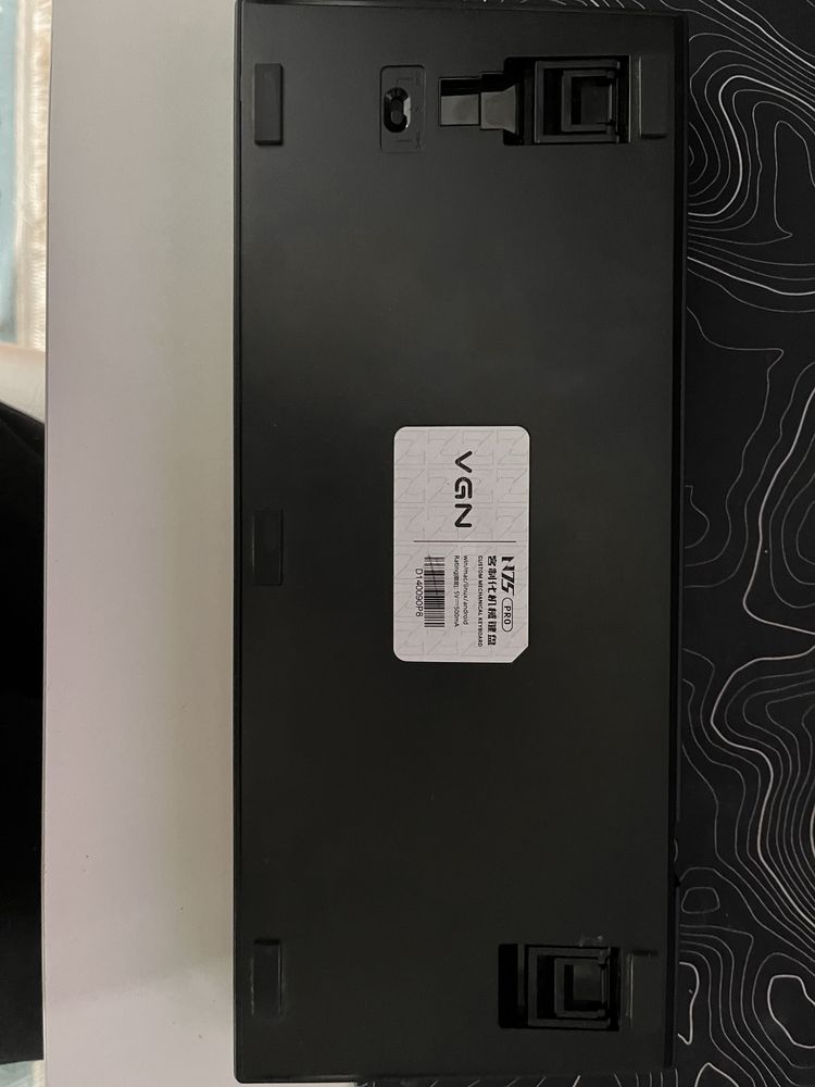 Продаётся беспроводная клавиатура VGN N75 Pro в отличном состоянии